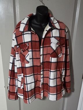 Sage Cream Sherpa Slip-On with Navy and Red Trim